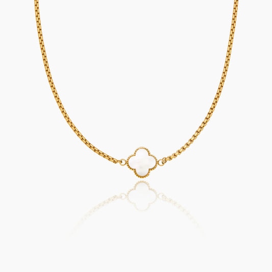 Pearl clover necklace gold — Olivia Jewelry